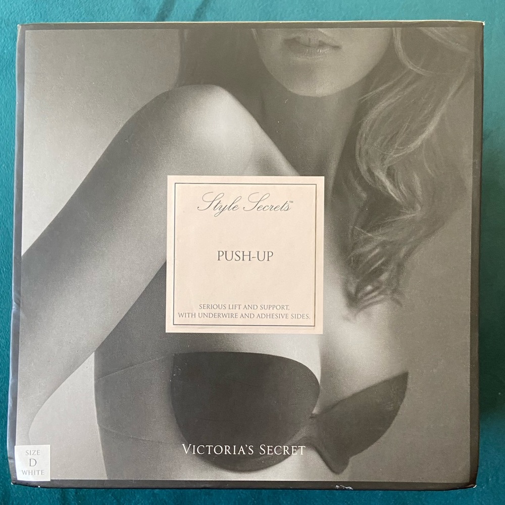 Victoria’s Secret sticky push up bra